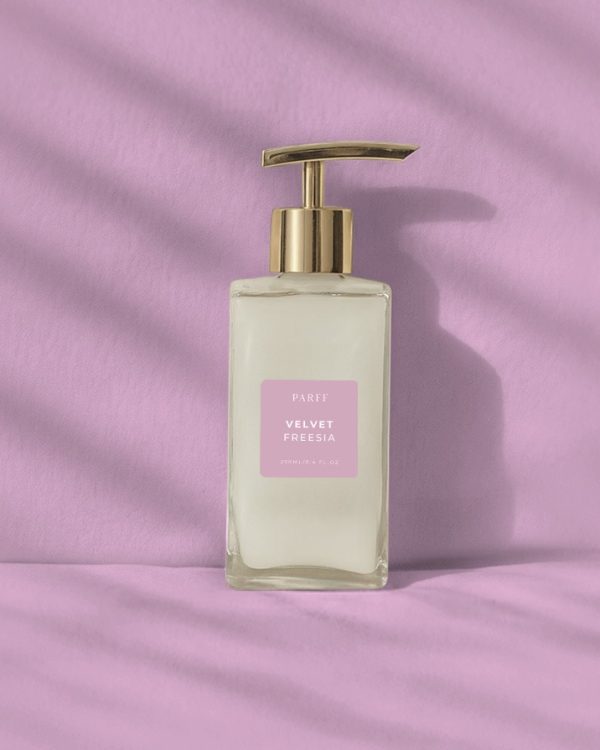 Sabonete Líquido Velvet Freesia 250ml Parff